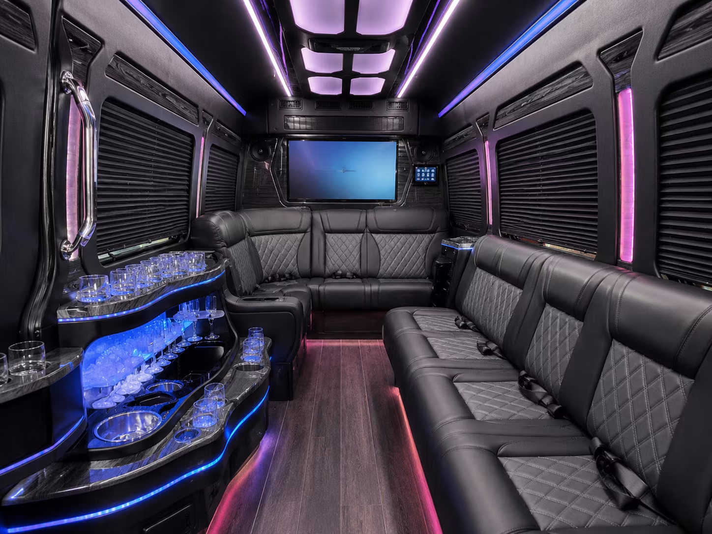 batonrougecharterbuscompany com connects you to concert buses for baton rouge blues festival bourbon festival and local events