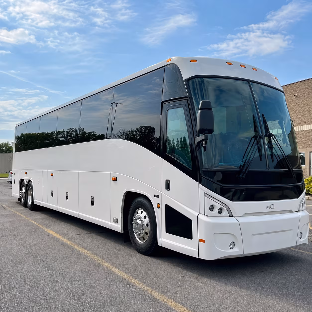 charter a bus to pete maravich assembly center concerts on the lsu campus