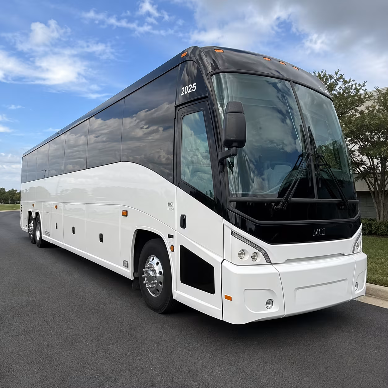 employee shuttle services along baton rouge s corporate corridors