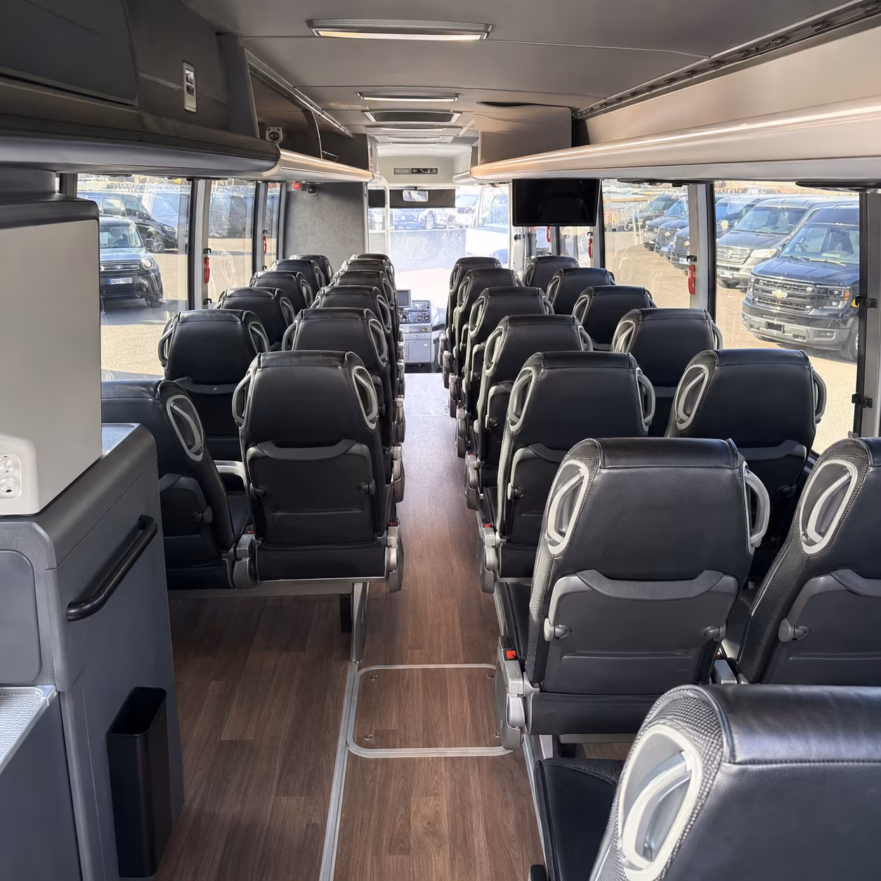 lafayette bus rentals