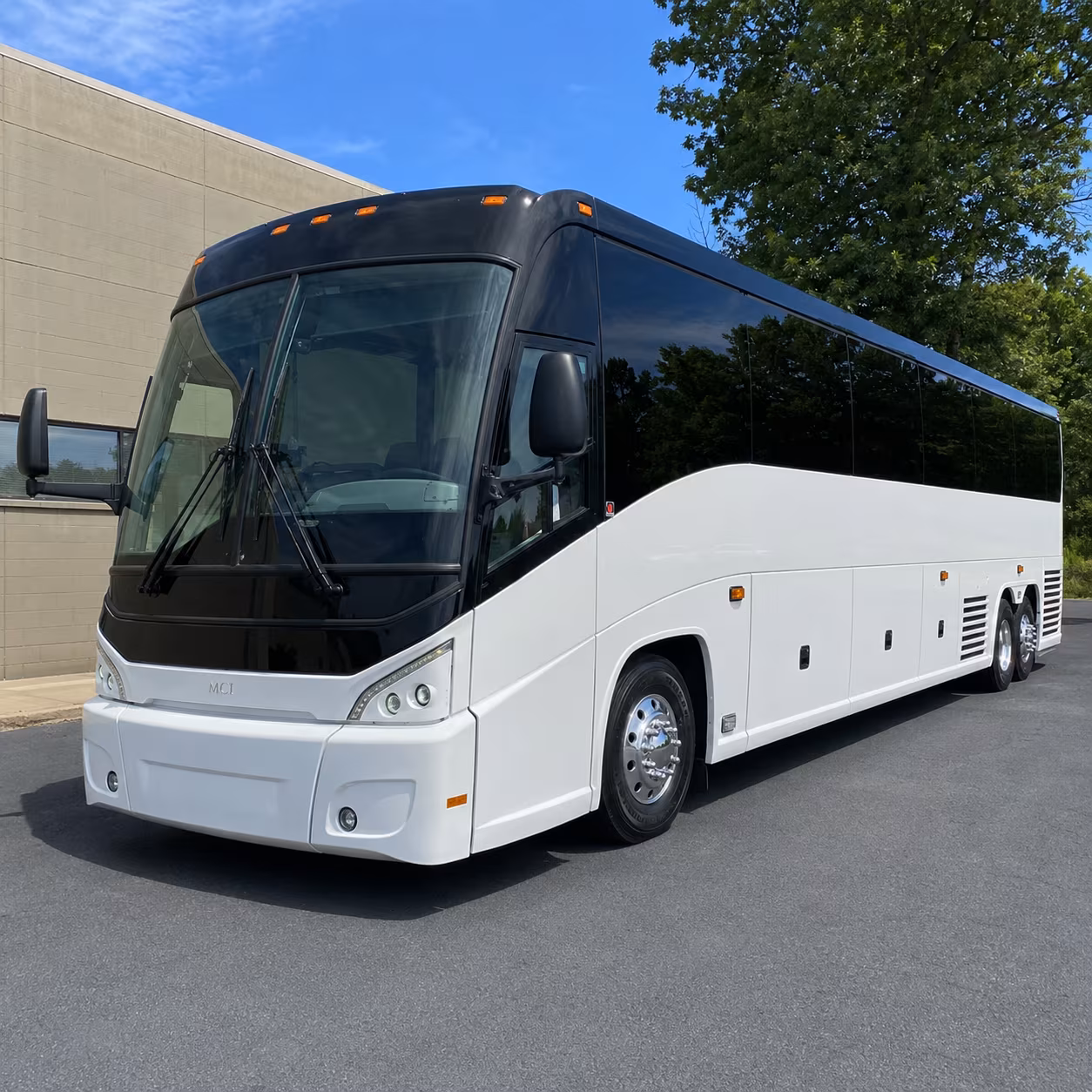 minibus rentals for baton rouge senior ministry transportation