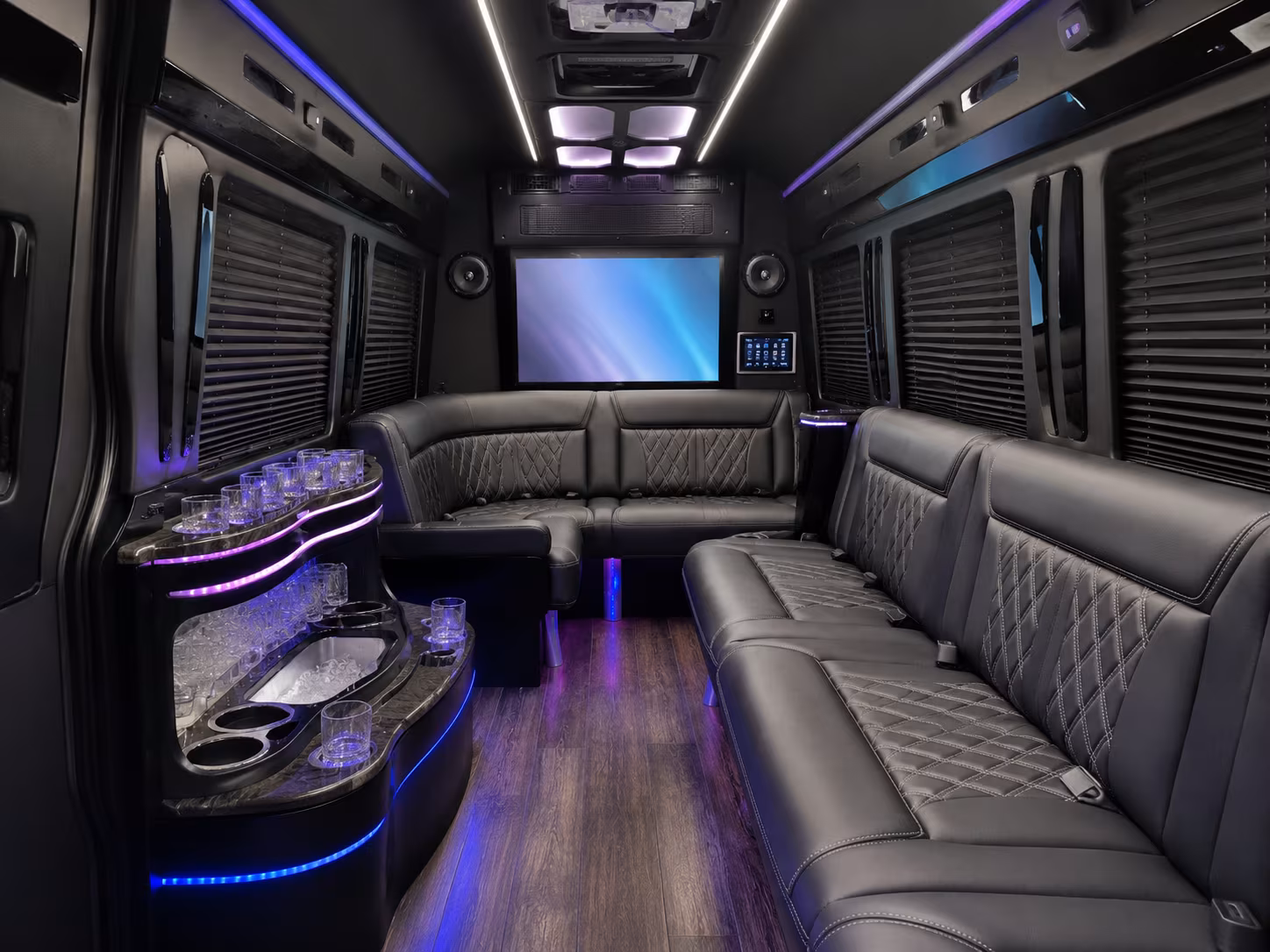 why spring is the best time to book a baton rouge wine tour bus